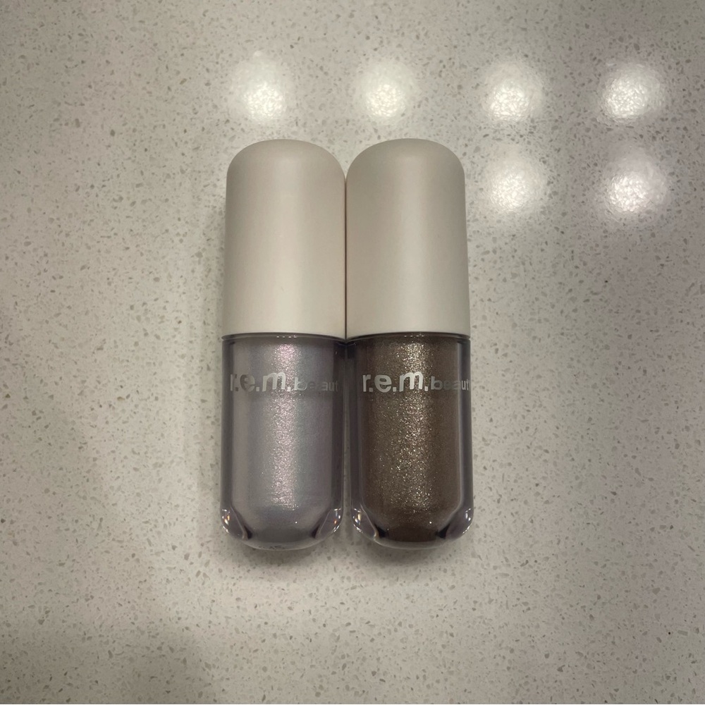 R.E.M. Starlet Liquid Eyeshadow